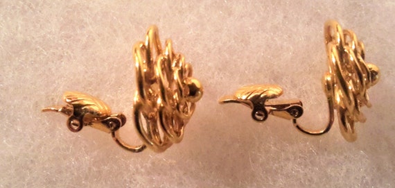 GOLD French Clip Earrings, Looped Design, 7/8", 1… - image 4