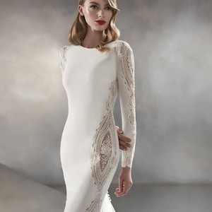 Modest Long Sleeve Side Lace Applique Trumpet Gown