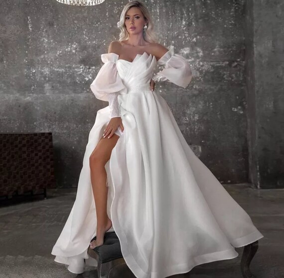 Detached Victorian Era Elegant Organza and Glitter Pearl Button
