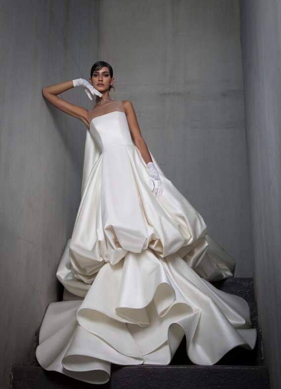 Balloon gown best sale online