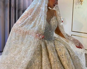 Full Pearl Beaded & Sequin Princess Appliqué Lace Veil