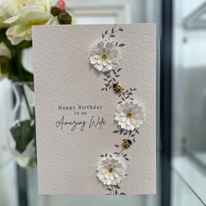 Carte d'anniversaire femme, carte femme incroyable, carte femme, carte d'anniversaire abeille et marguerite, abeilles en bois, carte abeille femme, carte faite main, souvenir