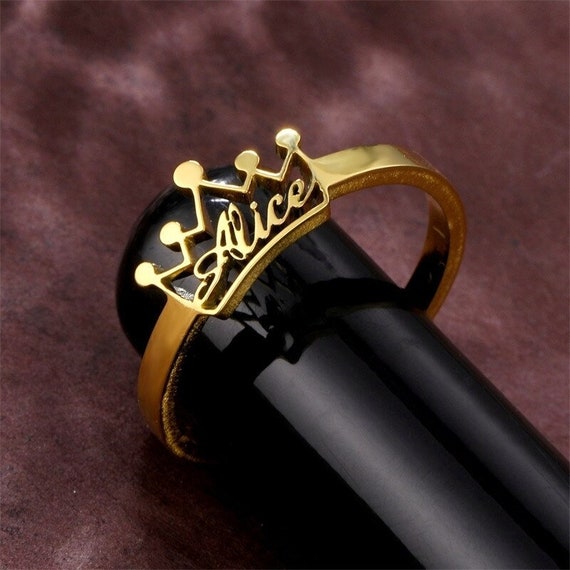 Stylish name ring online