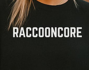 Raccooncore, parodia di Cottagecore, maglietta con grafica di animali divertenti, regalo umoristico