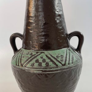 東ドイツの陶器、ミッドセンチュリーの陶器の花瓶 Strehla German Potery
