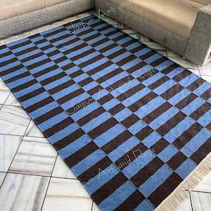 Checkered Wool Kilim Rug: Reversible Woven Cotton Wool Carpet