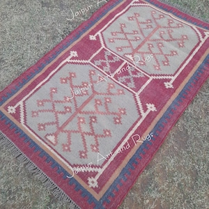 Handwoven Wool Jute Kilim Rug: Bohemian Dhurrie Rug
