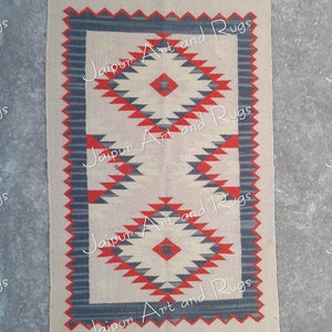 Hand Woven Wool Kilim Rug: Multi Color Decorative Rug