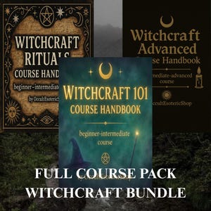 Könnte beinhalten: Ein Bündel von Hexerei-Kurs-Handbüchern. Die Einbände zeigen goldfarbenen Text auf dunklem Hintergrund. Zu den Titeln gehören "Witchcraft Rituals", "Witchcraft 101" und "Witchcraft Advanced". Das Bundle ist mit "Full Course Pack Witchcraft Bundle" beschriftet.