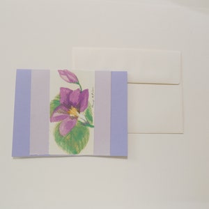 Cartão e envelope aquarela violeta