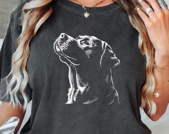 ラブラドールシルエットシャツ、ラブラドール犬シャツ、ラブラドールママシャツ、犬好きへのギフト、コンフォートカラーズラブラドールTシャツ、ブラックラブラドール、チョコレート＆イエローラブラドール