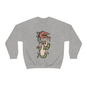 Venusfliegenfalle Sweatshirt, Plant Mom Shirt, fleischfressende Pflanze Sweatshirt, Pflanzenliebhaber Geschenk, Goblincore Shirt, Cottagecore Shirt, Whimsical Bild 6