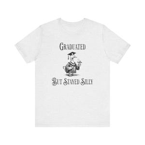 Graduiert aber geblieben Albern Shirt, Dumme Gans Shirt, lustiges grad Shirt, College High School Graduate Geschenk, lustiges Gans Shirt, Abschlussgeschenk Bild 4