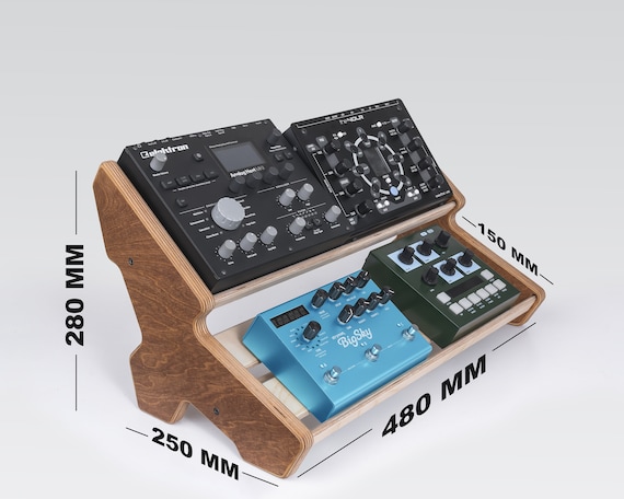 Two cheap tier pedalboard