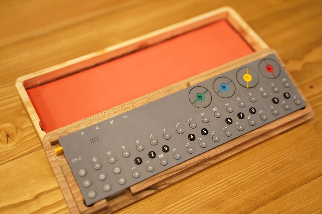 Teenage Engineering op-1※木製ケースのみ il_1080xN.3524789131_puii.jpg