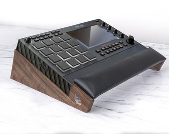 Akai MPC Live MK2用ウォールナットウッドスタンド（リストパッド付き