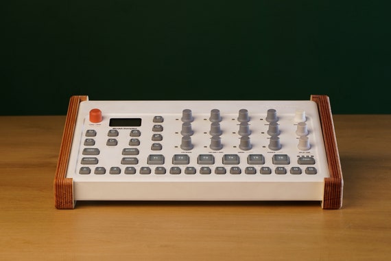 Elektron Stand for Model Samples and Model Cycles/ Synthesizer