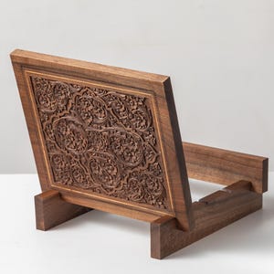 Vinyl Record Storage, Handmade Record Holder, Hand-Carved Record Storage, Handcrafted Walnut Wood Vinyl Record Holder, Vinyl Record Storage