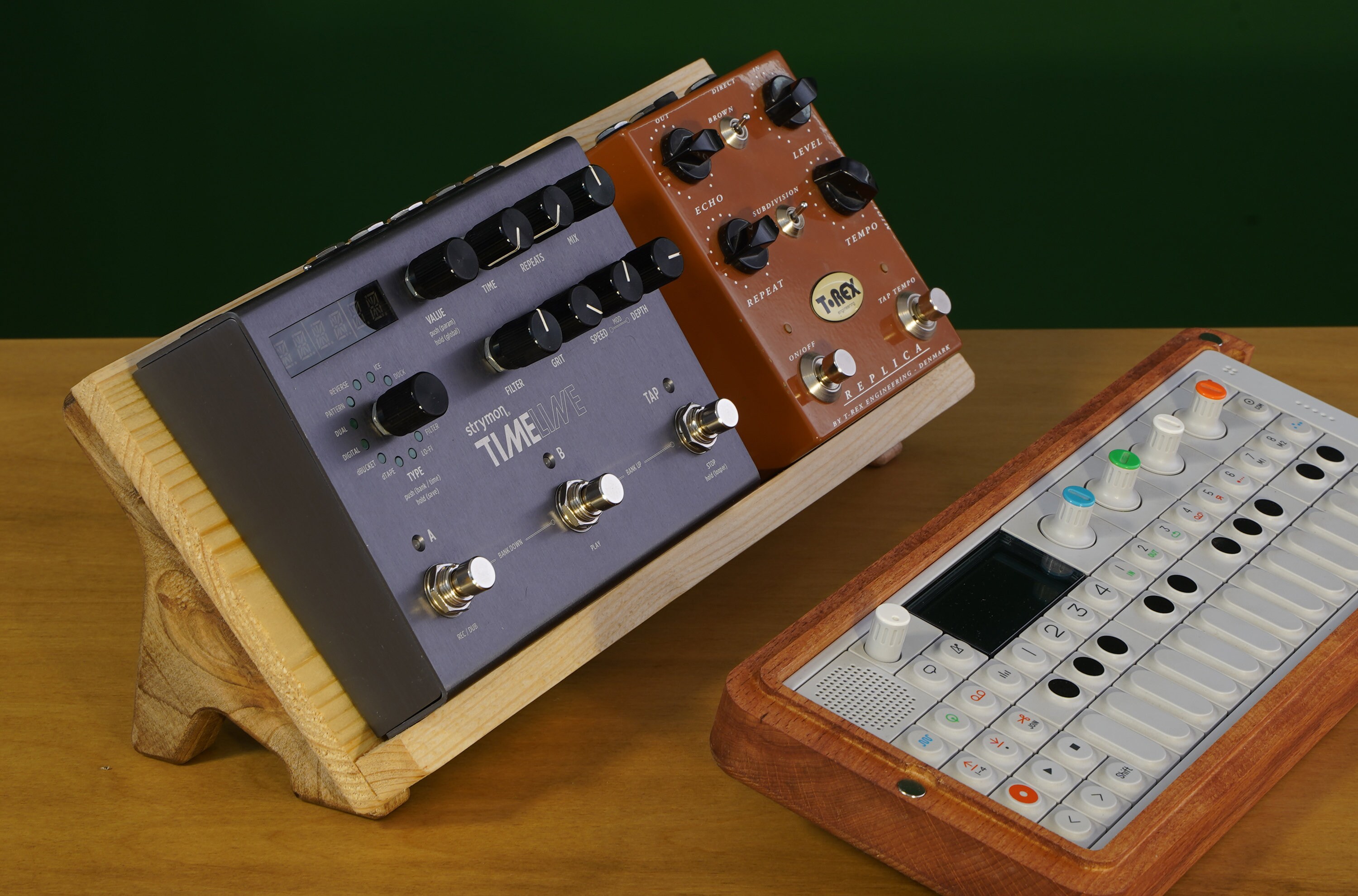 Desktop Pedalboard / Wooden Pedalboard / Synthesizer Stand / Etsy
