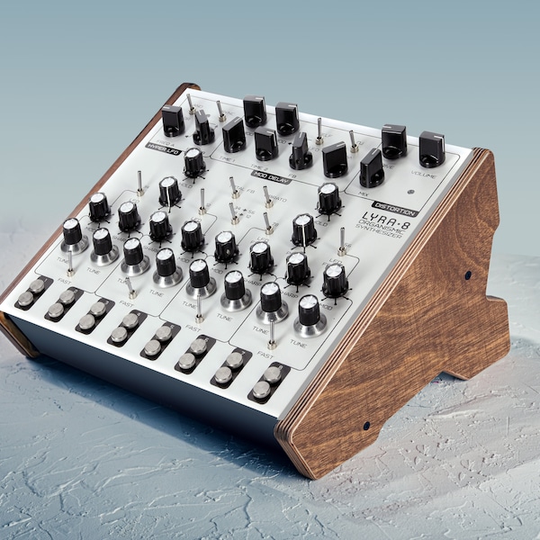SOMA Labs Lyra8 Synthesizer Holzständer: 2 Winkel-Optionen