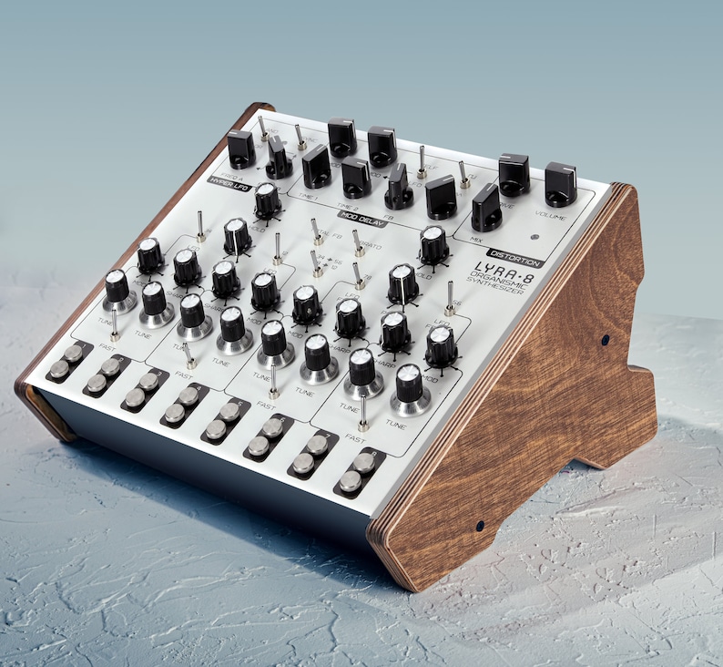 SOMA Labs Lyra8 Synthesizer Holzständer in 2 verschiedenen Winkeln / Lyra8 Stand / Lyra8 Synthesizer Ständer Polywood