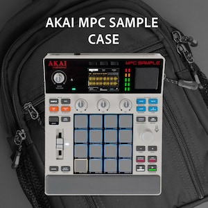 Könnte beinhalten: Ein Set aus drei Keramikbechern mit gesprenkelter, matter Oberfläche. Die Becher sind in den Farbtönen Creme, Hellbraun und Dunkelbraun gehalten. Jeder Becher hat ein schlichtes Design und einen abgerundeten Henkel.