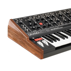 Moog Mother-32、DFAM、Subharmonicon、60hp eurorack Moog Mother-32、DFAM、Subharmonicon、60hp eurorack
