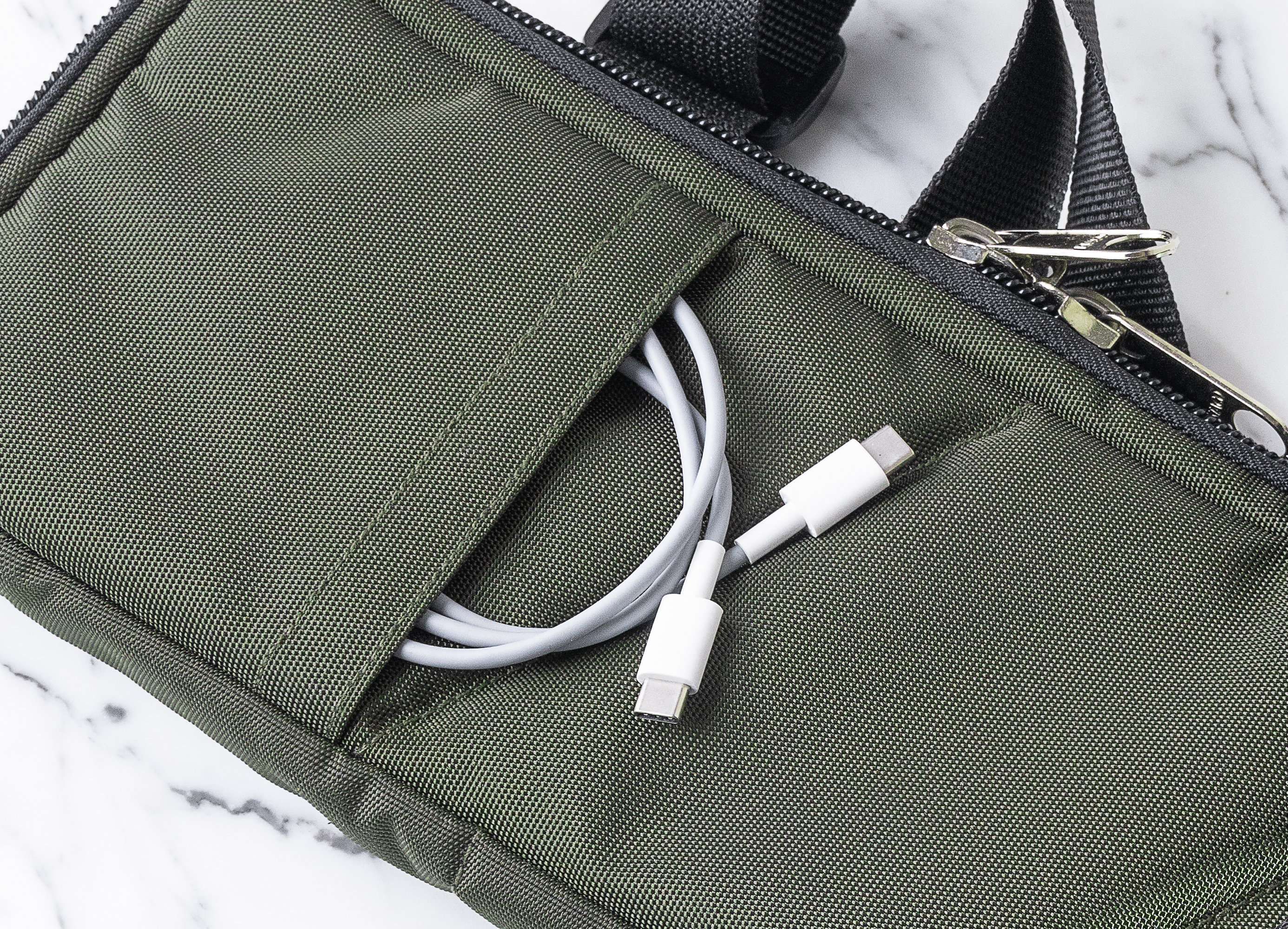 OP-1 Field 本体+専用ケース 数量限定】「OP-1 field」「OP-Z」専用ケースをプレゼント！｜サウンド