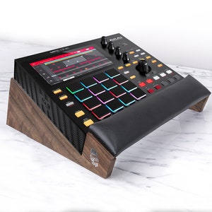 Akai MPC Live 2 木製スタンド/ MPC スタンド / Akai Mpc