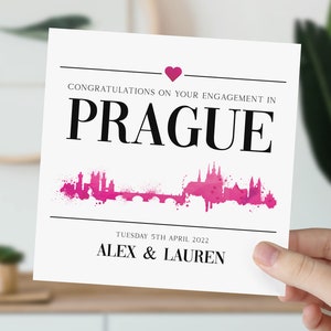 carte personnalisée de fiançailles de Prague | de fiançailles Prague | Cadeau de fiançailles en République tchèque | Fiançailles à Prague | Couple nouvellement fiancé
