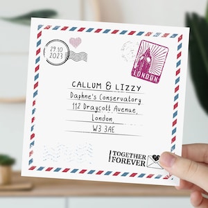 Carte de fiançailles britannique personnalisée | Cadeau pour couple | Fiancées à Londres | Félicitations pour votre carte de fiançailles | Timbre de voyage vintage