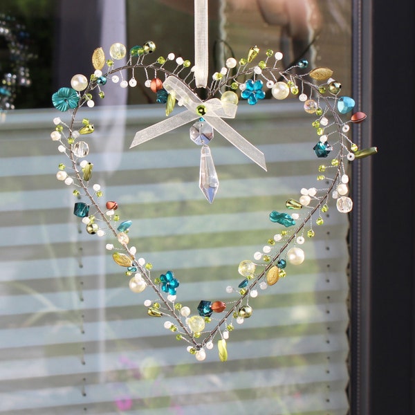 Coeur de perle fait main avec cristal, coeur de décoration de fenêtre