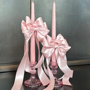 Valentine&#39;s Day Bow Taper Candles for Centerpiece, Tablescapes, – Set of 2 Candlesticks, Galentine&#39;s Parties, Bow Themed, Coquette Aesthetic