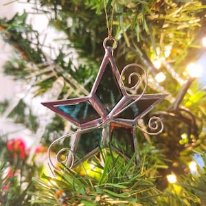 Handmade Stained Glass Star Ornament – Custom Colors & Wire Decor – Christmas Tree Decoration or Gift
