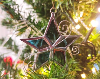 Handmade Stained Glass Star Ornament – Custom Colors & Wire Decor – Christmas Tree Decoration or Gift