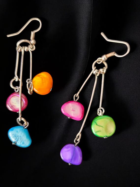 Orecchini con perline rosse lucide, orecchini a lampadario con frange, orecchini boho hippie, orecchini rossi delicati, orecchini pendenti fatti a mano - Italia