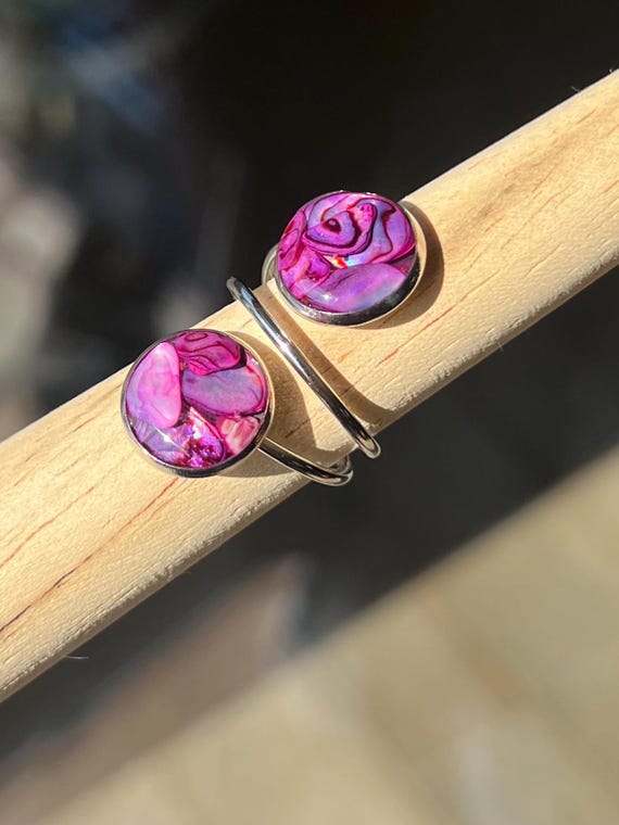 Double ring in silver setting purple shell mother of pearl shimmering handmade