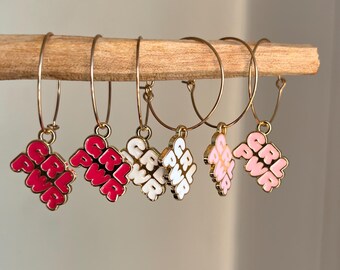 Creolen in Gold mit Charm Girl Power Pink Rosa Weiß