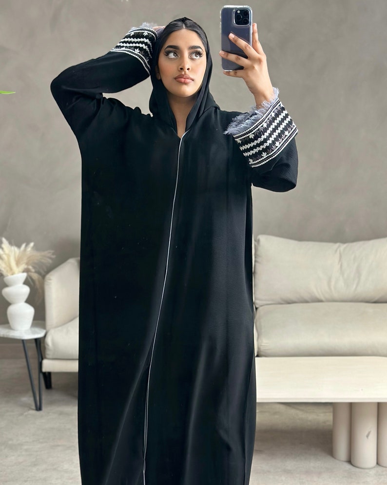 Black Abaya With Fringes and Embroidered Hands - Etsy UK