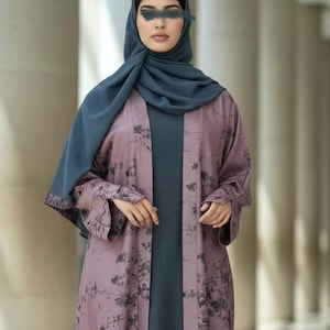 Ramadan Tredelat Cloche Abaya Set: Tvåfärgad Abaya, Innerklänning & Hijab (Dusty Mauve / Denim)