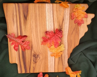 Arkansas state-shaped Teak Charcuterie or Cutting Board, Serving Tray, personalized