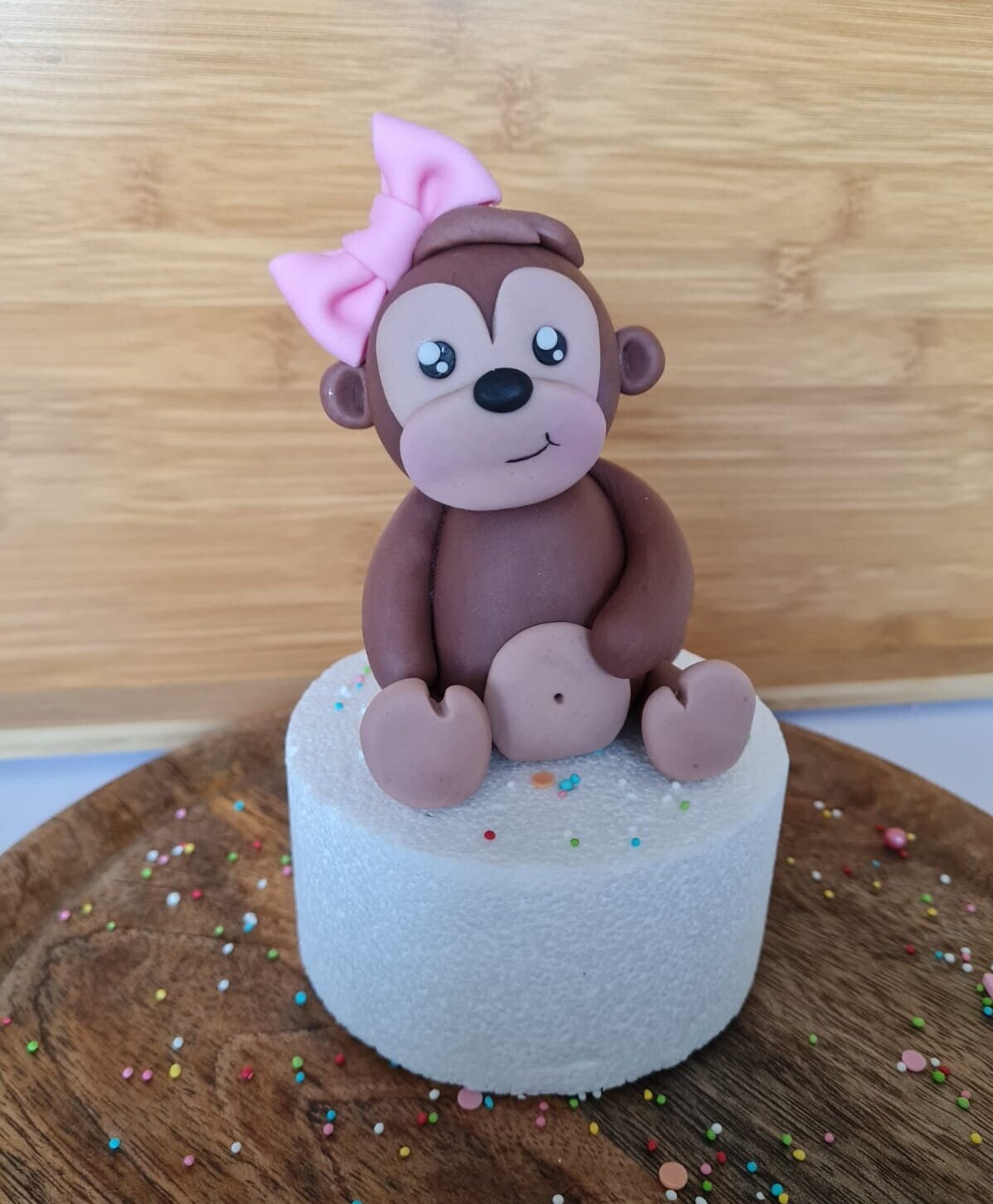 Monkey Fondant Figures Pony With Nameplate, Small Cake, Balloons