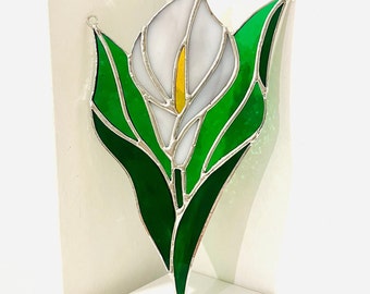 Stained Glass Calla Lily Flower Suncatcher, Window Ornament, Window Hanging, Mothers Day Gift