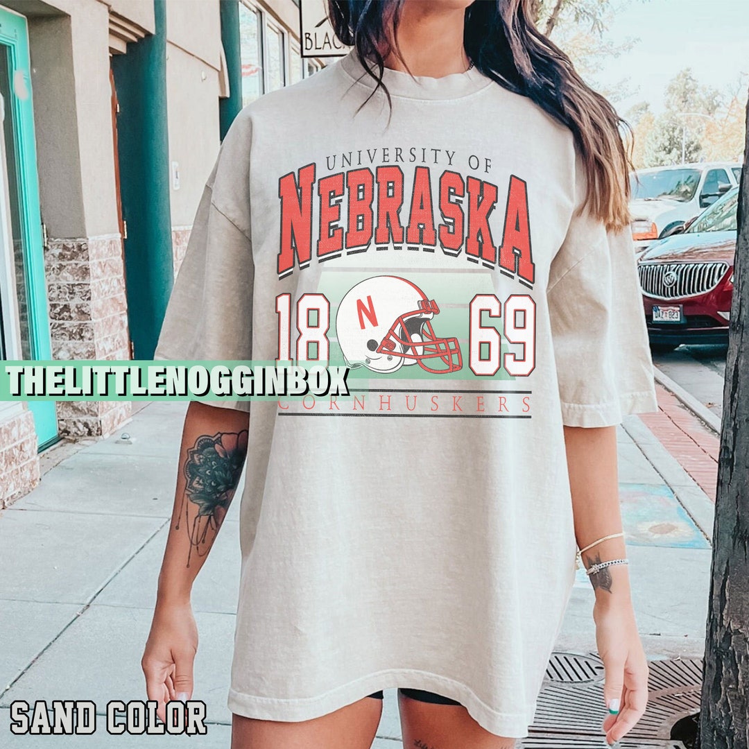 Vintage Football T-shirt Football Sweatshirt NCAA Helmer - Etsy