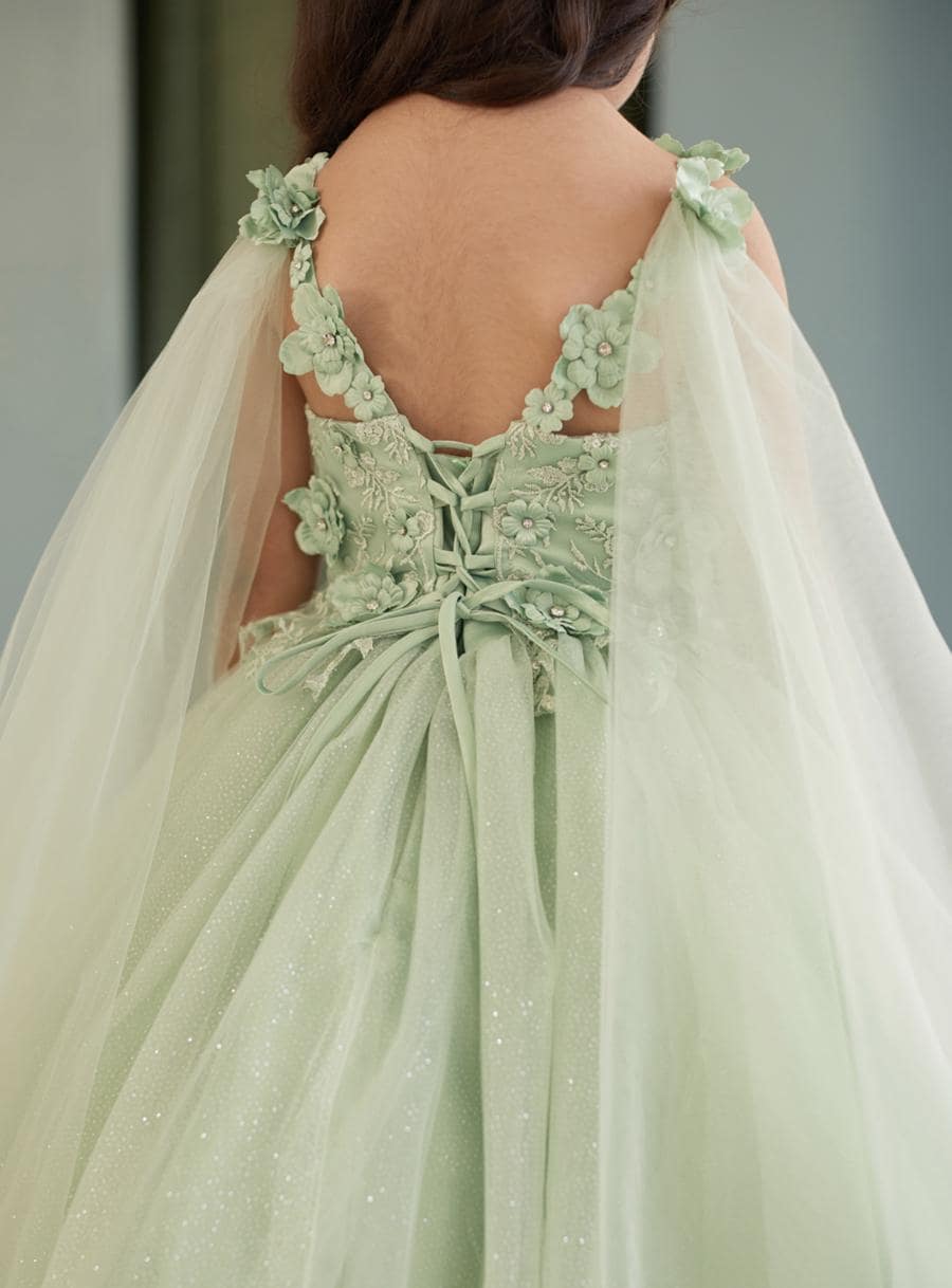 Little Girl Birthday Dress, Pink Princess Dress, Green Sage Flower Girl Dress, Quinceanera Dress, Mini Quince, Presentacion de Tres Anos Little Girl Birthday Dress, Pink Princess Dress, Green Sage Flower Girl Dress, Quinceanera Dress, Mini Quince, Presentacion de Tres Anos
