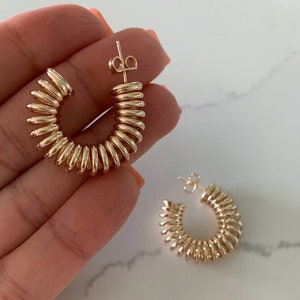 28MM Thick & Chunky Spring Gold Hoop Earrings | Push Back Hoop Earrings | Chunky Gold Hoop Earrings | Gold Chunky Hoops| Gold Hoops