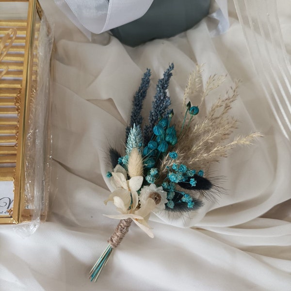 Turquoise Boutonniere/Turquoise Wedding Flower/Turquoise groomsman boutonniere