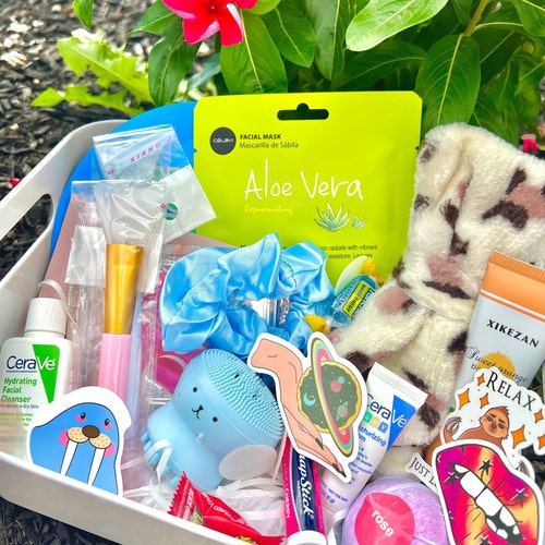 Lucky Skincare/beauty Scoop Scoop Full of Skincare Products Etsy