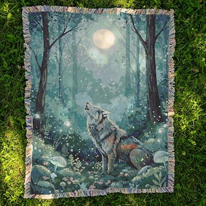 Wolf Howling Blanket Fantasy Gift for Wolf Lovers Wolf Moon Tapestry Werewolf Witchy Decor