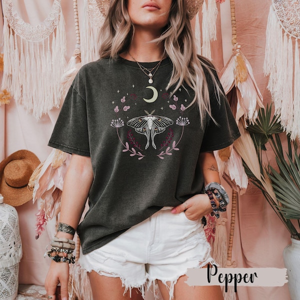 Moth T-shirt Fairycore Botanical Top for Whimsigoth Girl Moon Nature Lover Graphic Tee  Mystical Witchy Outfit Ideas Goblincore Luna Moth